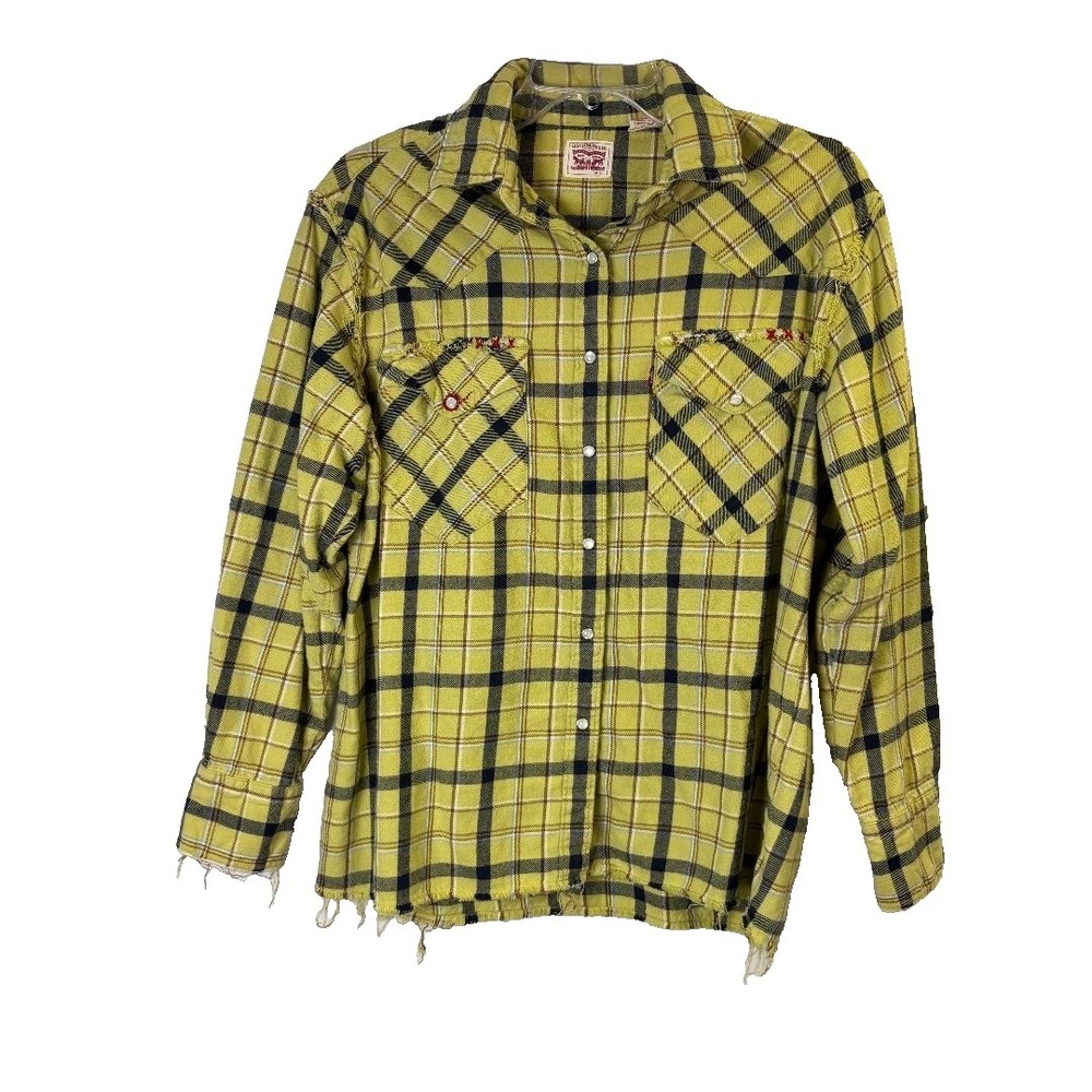 Levi Strauss Yellow Plaid Flannel Shirt Women's Sz M Distressed Pearl Snap Front